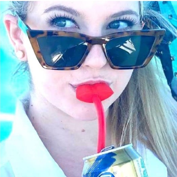 ✨BNIB✨ LipSip Straw — Prevent Lip Lines! - Picture 6 of 8